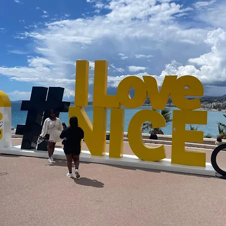 Pansiyon D Hotes Nice