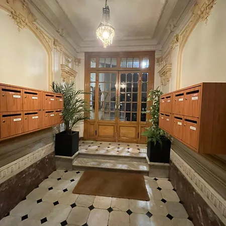 Alloggio in famiglia D Hotes *