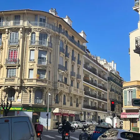 D Hotes Nizza